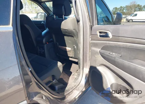 2016 Jeep Grand Cherokee Laredo z USA, uszkodzony, nr VIN 1C4RJEAG8GC383093